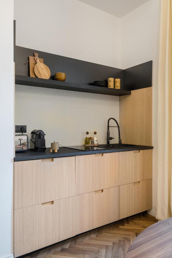 Casa Unica Milano - Elegant Apartment With Balcony - Centrale 1 Milão Exterior foto