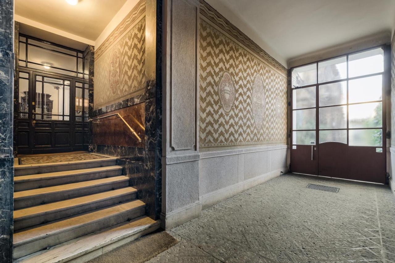 Casa Unica Milano - Elegant Apartment With Balcony - Centrale 1 Milão Exterior foto
