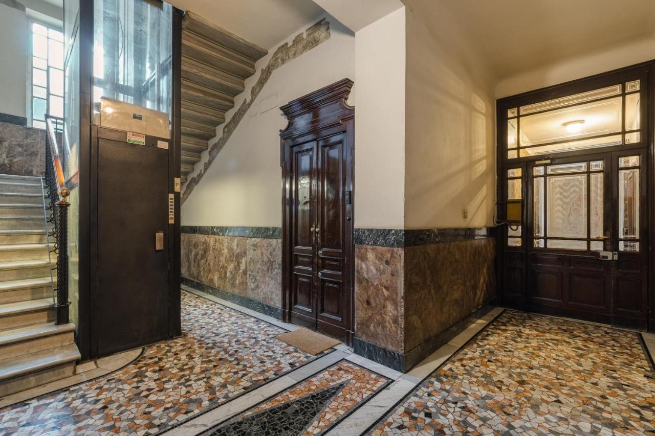 Casa Unica Milano - Elegant Apartment With Balcony - Centrale 1 Milão Exterior foto